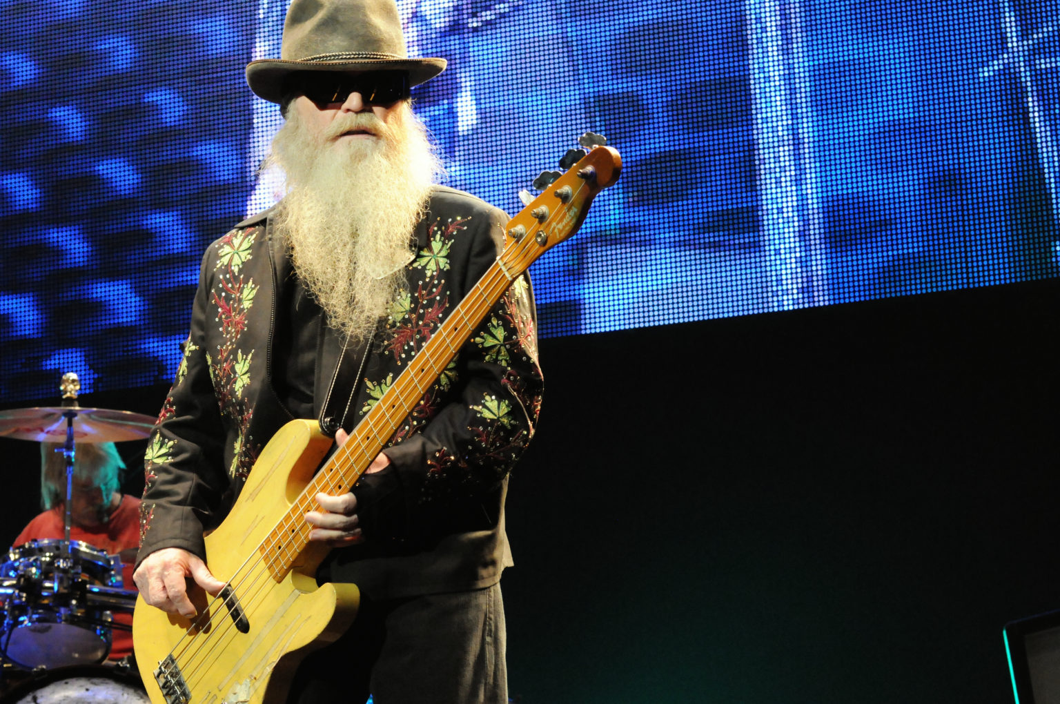 ZZ Top legend Dusty Hill dies at age 72 - Casper, WY Oil City News