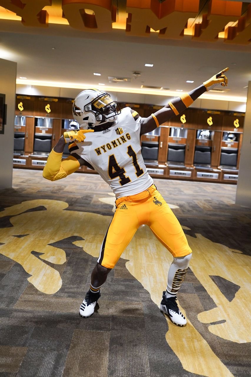 Mens Custom Wyoming Cowboys Football Jersey Carl Granderson Andrew Wingard  Youhanna Ghaifan Tyler Vander Waal NCAA Wyoming Cowboys Jersey From  Xt23518, $23.53