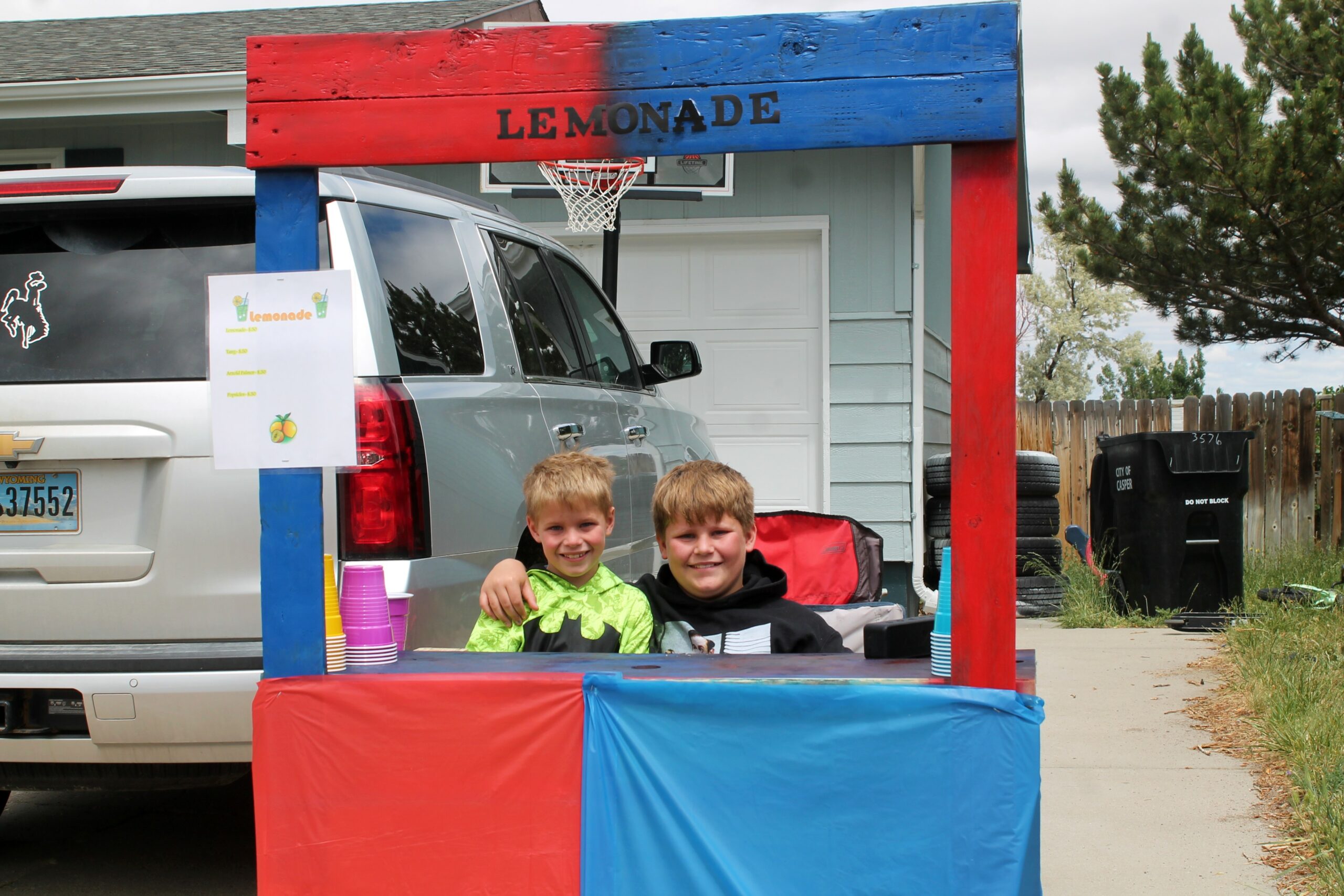 (PHOTOS) Open for business Casper kids serve the community for